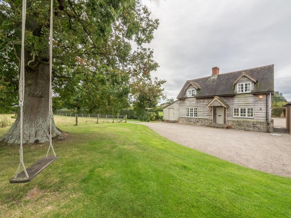 Bearwood Cottage Pembridge Extérieur photo